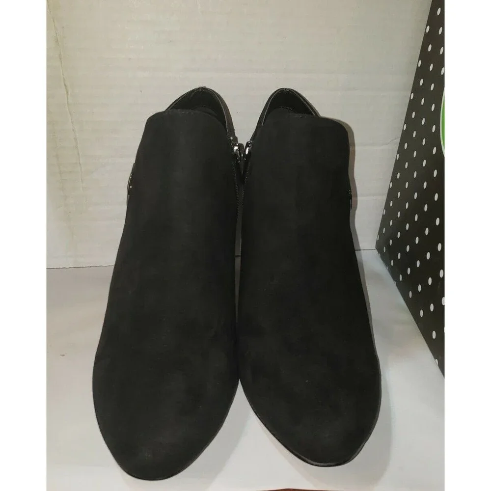 Kelly & Katie Elegant Black Ankle Booties - Picture 6 of 11